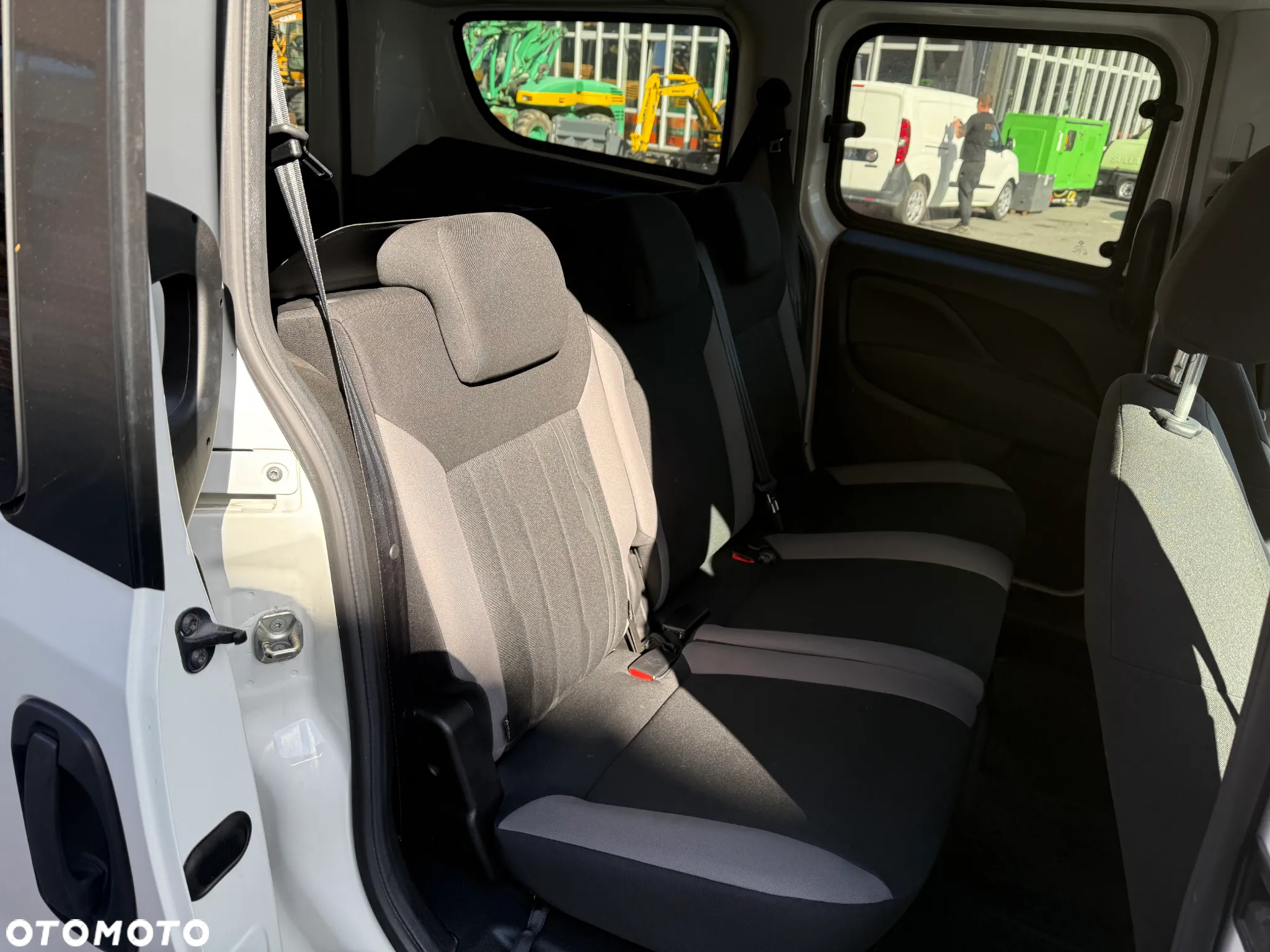 Fiat Doblo - 21