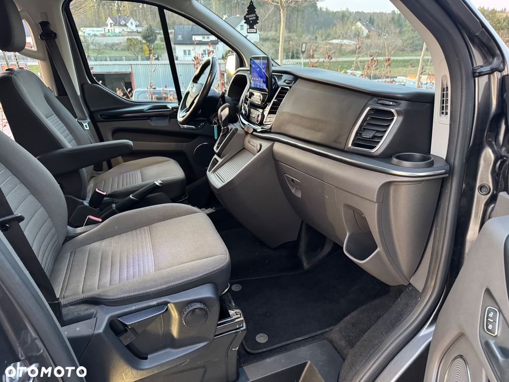 Ford Tourneo Custom 320 L1H1 VA Autm Titanium - 11