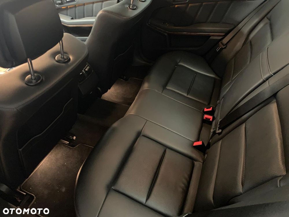 Mercedes-Benz Klasa E - 8