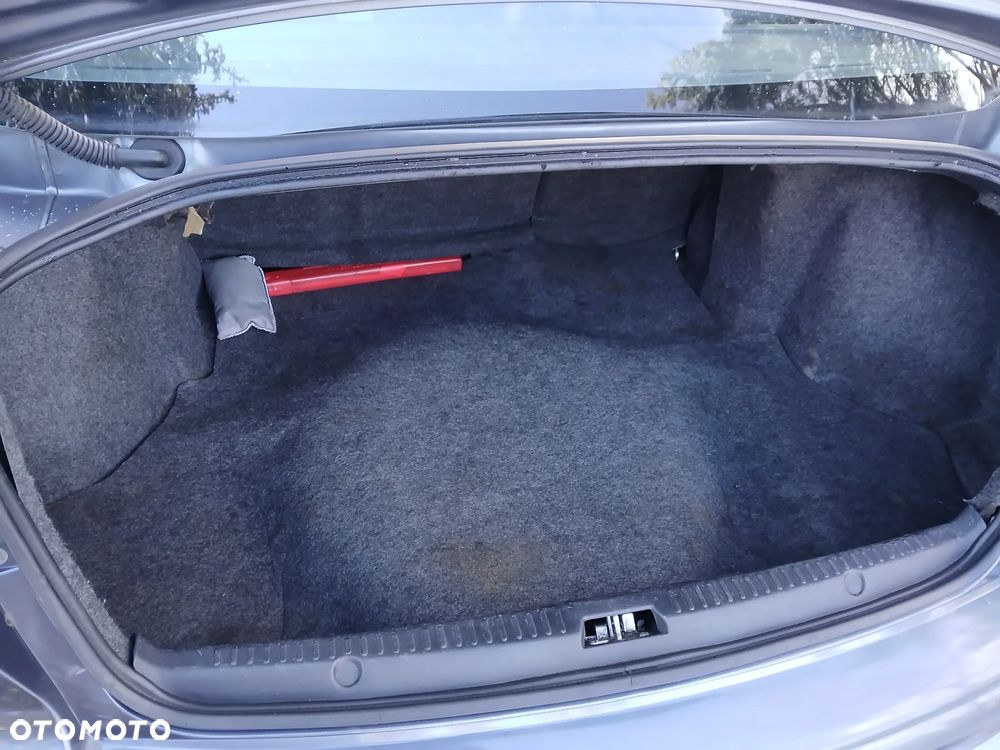 Mitsubishi Lancer 1.5 Inform - 11