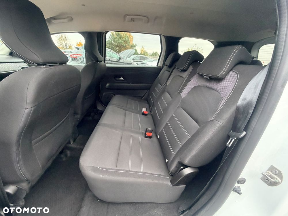 Dacia Sandero - 10