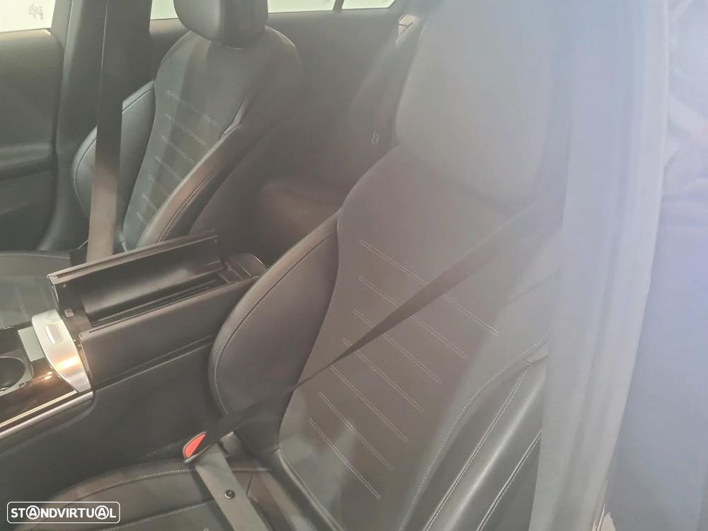 Mercedes-Benz C 300 de AMG Line - 6