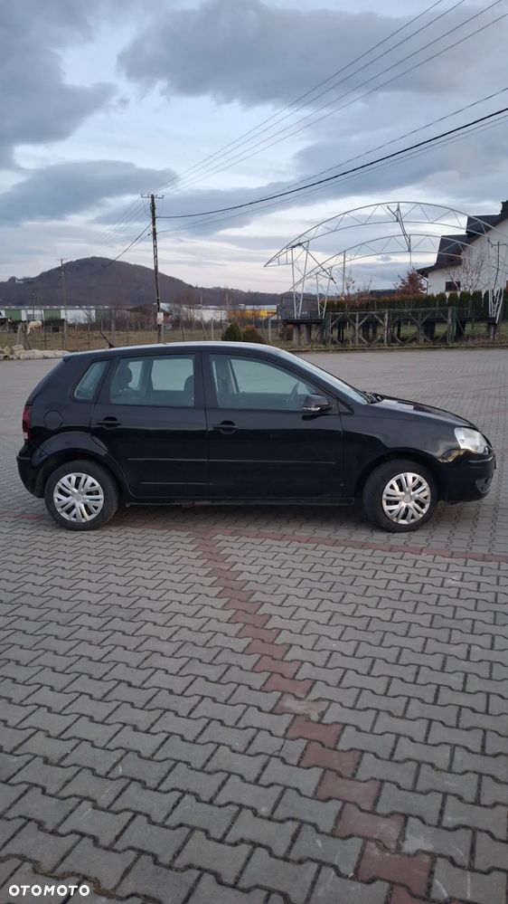 Volkswagen Polo 1.4 16V Comfortline - 3