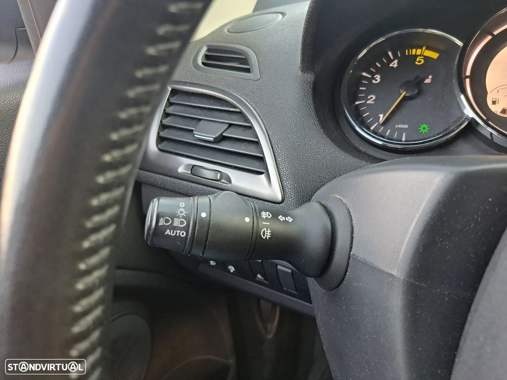 Renault Mégane 1.5 dCi Confort - 15