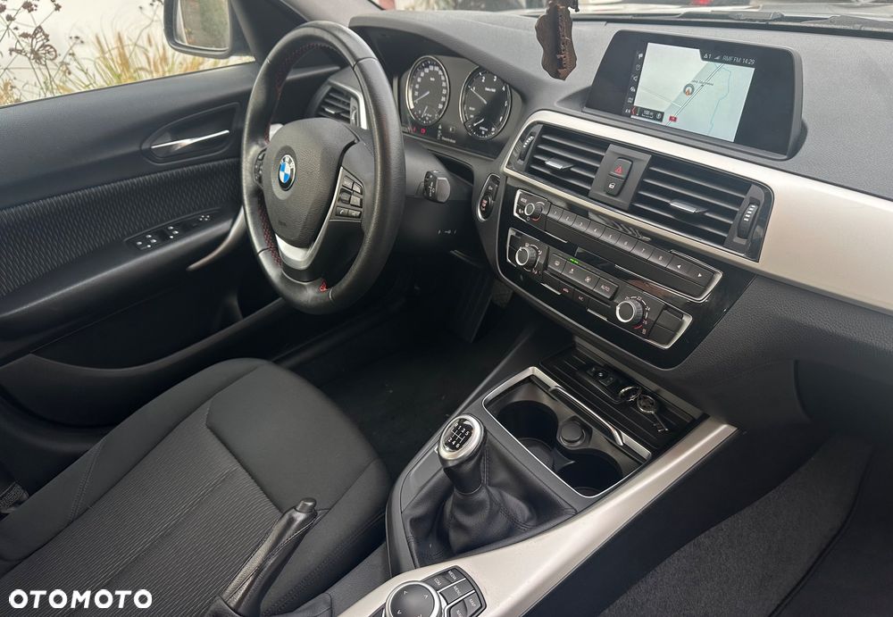 BMW Seria 1 116d - 26