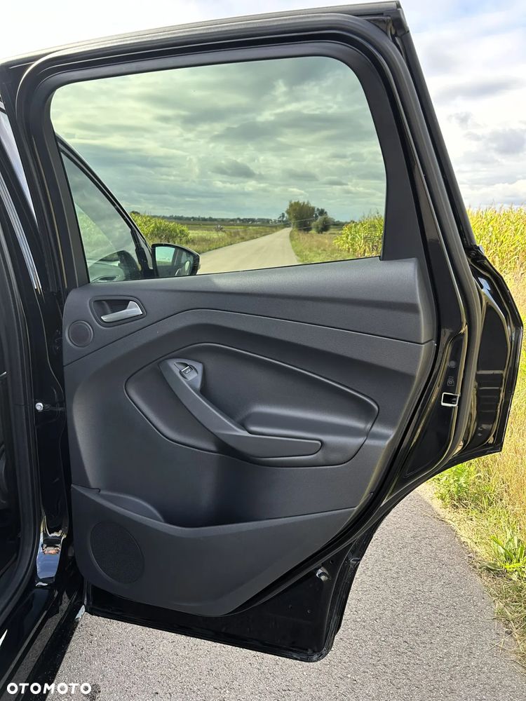 Ford Kuga 2.0 TDCi 4x4 Individual - 35