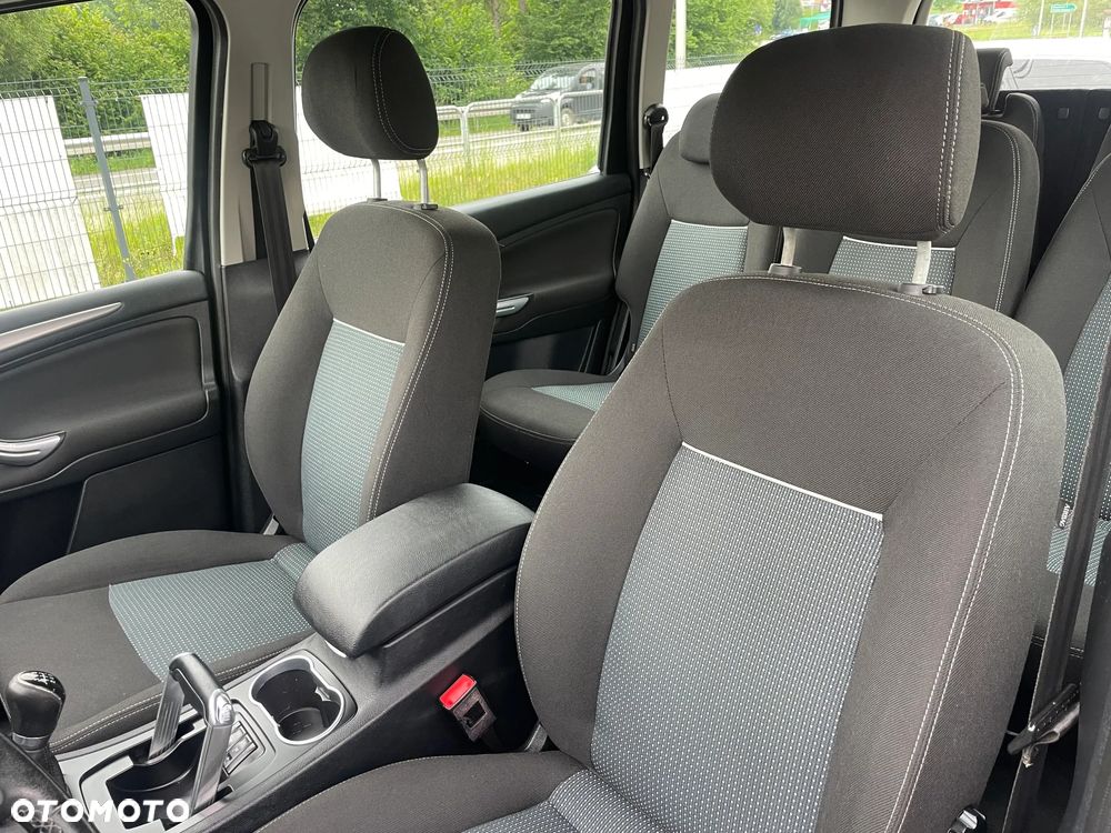 Ford Galaxy 2.0 Business Edition - 18