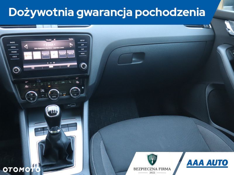 Skoda Octavia - 10
