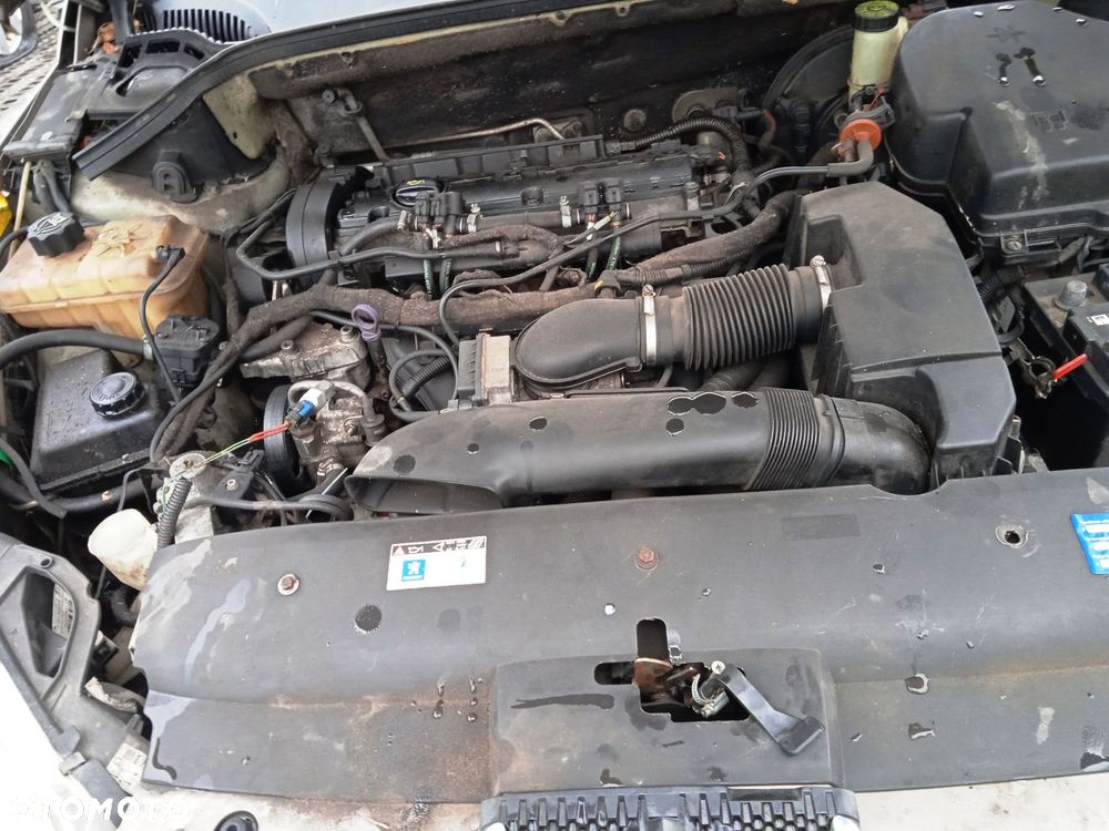 Na części Peugeot 407 SW 1.8i B 16V KDAC silnik skrzynia 20DM58 maska klapa błotnik drzwi zderzak - 3