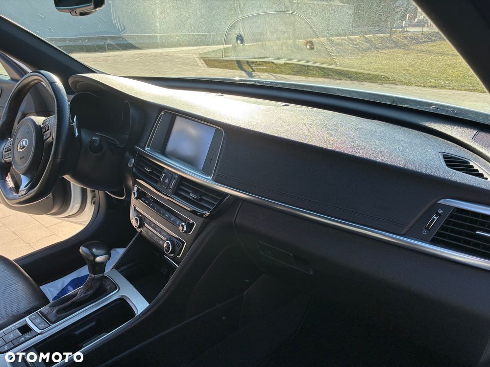 Kia Optima 2.0 T-GDI GT - 18