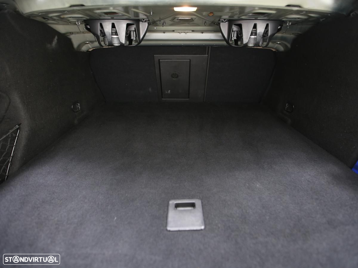 Opel Insignia - 13