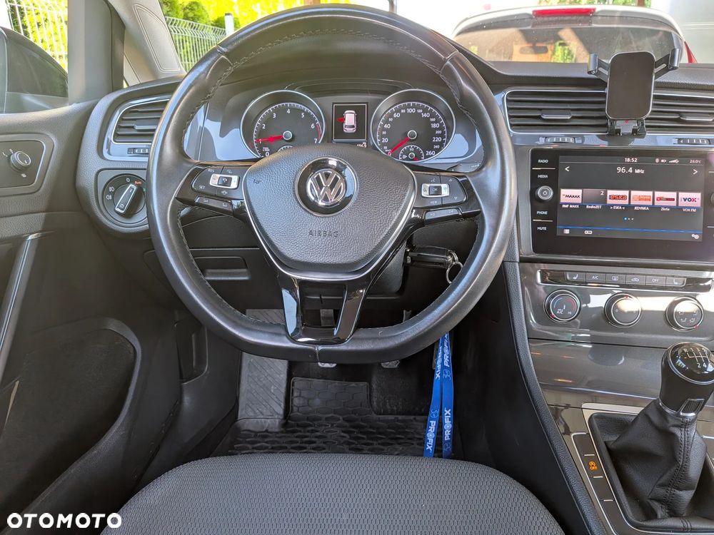 Volkswagen Golf 1.5 TSI BMT Evo Comfortline - 3