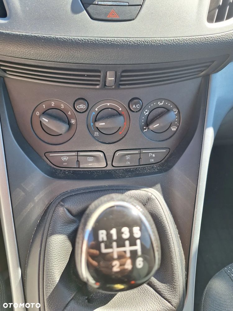 Ford Grand C-MAX - 14