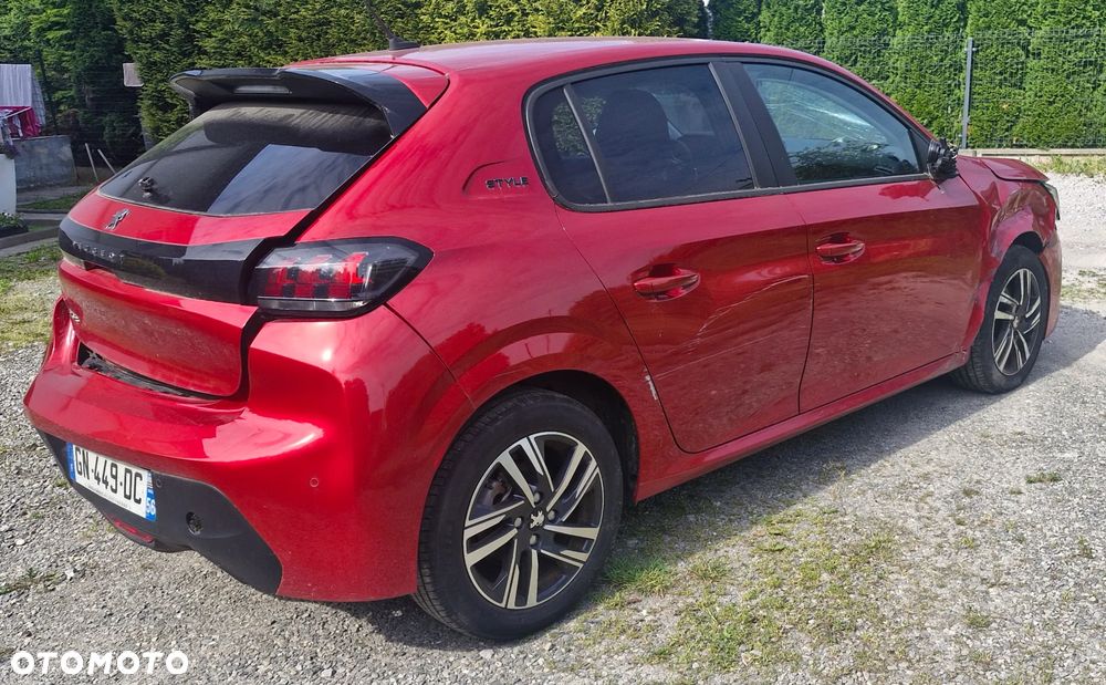 Peugeot 208 PureTech 100 EAT8 Active - 3