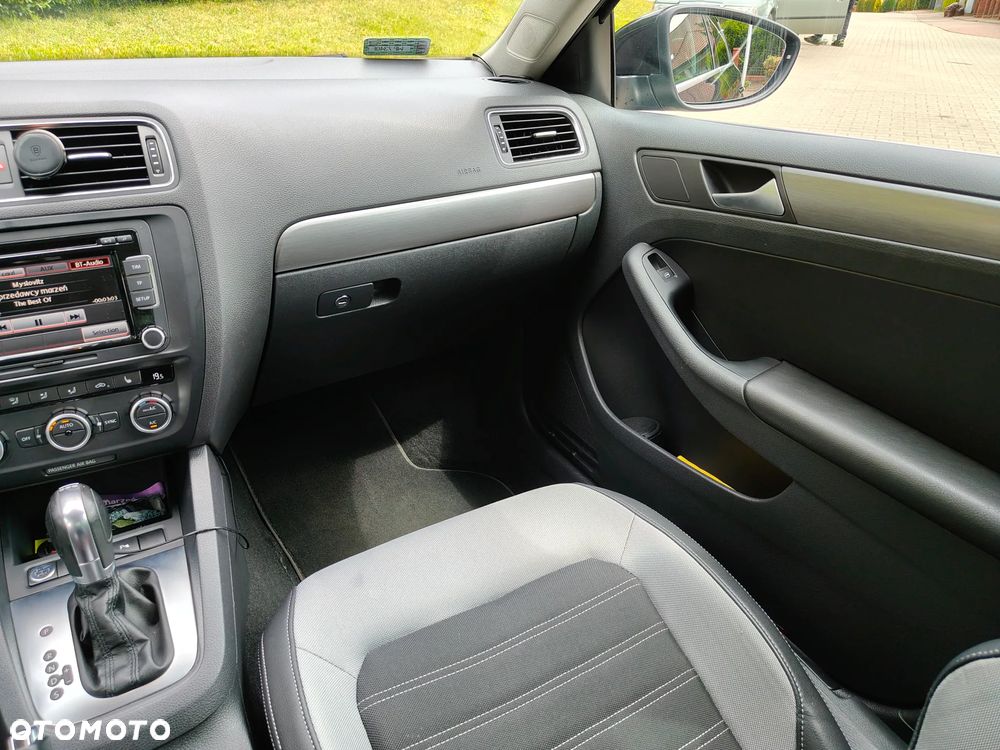 Volkswagen Jetta 1.4 TSI Highline Optimum DSG - 22