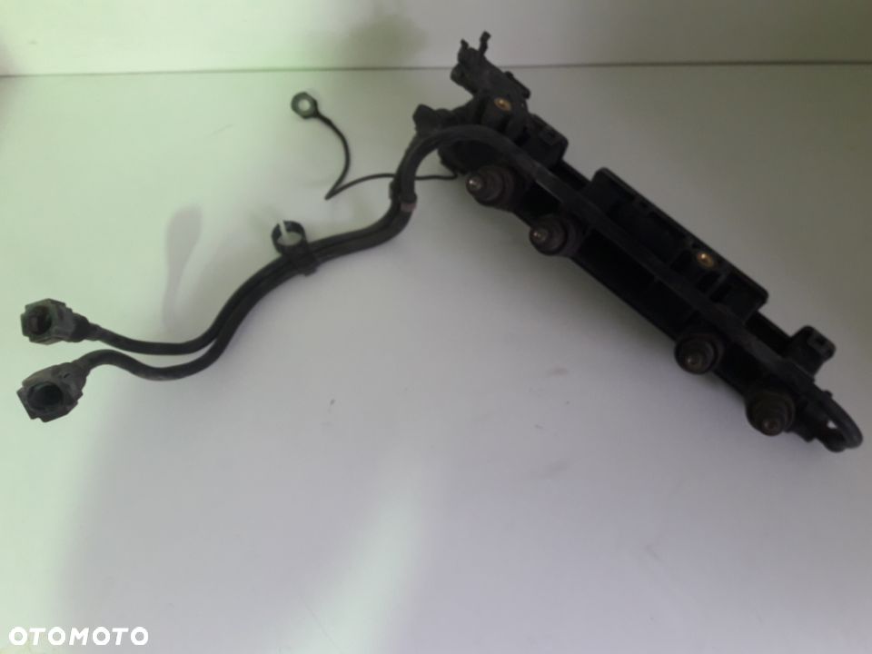 LISTWA WTRYSKOWA WTRYSKI RENAULT CLIO THALIA KANGOO TWINGO 1.2 8V SLASK WYSYLKA VAT - 1