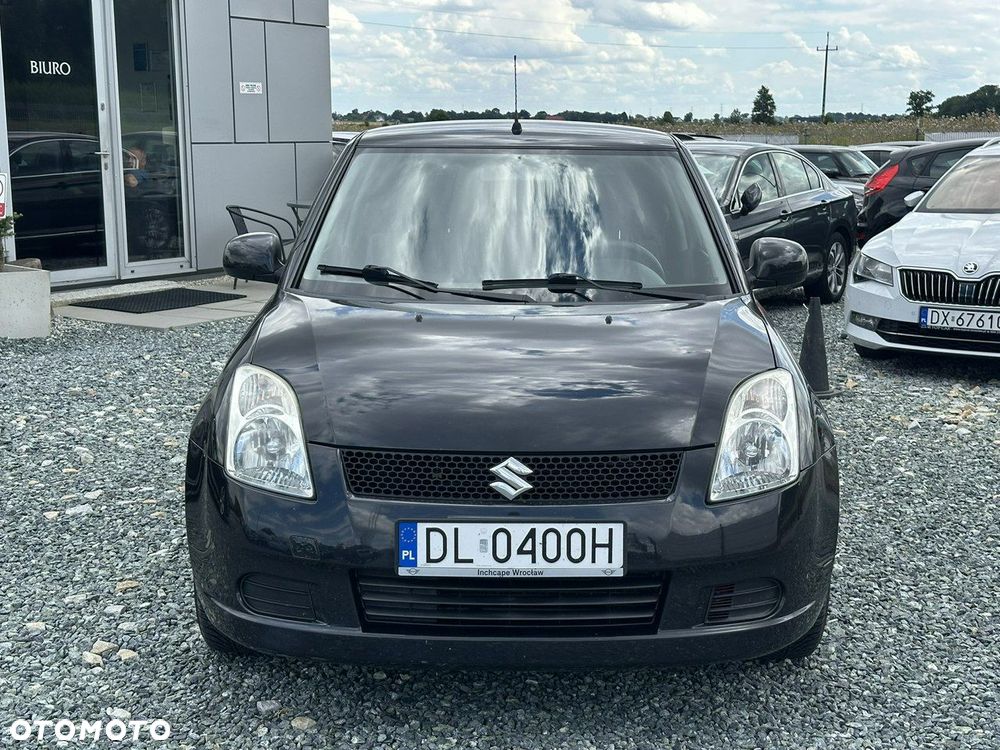 Suzuki Swift 1.3 Classic - 2