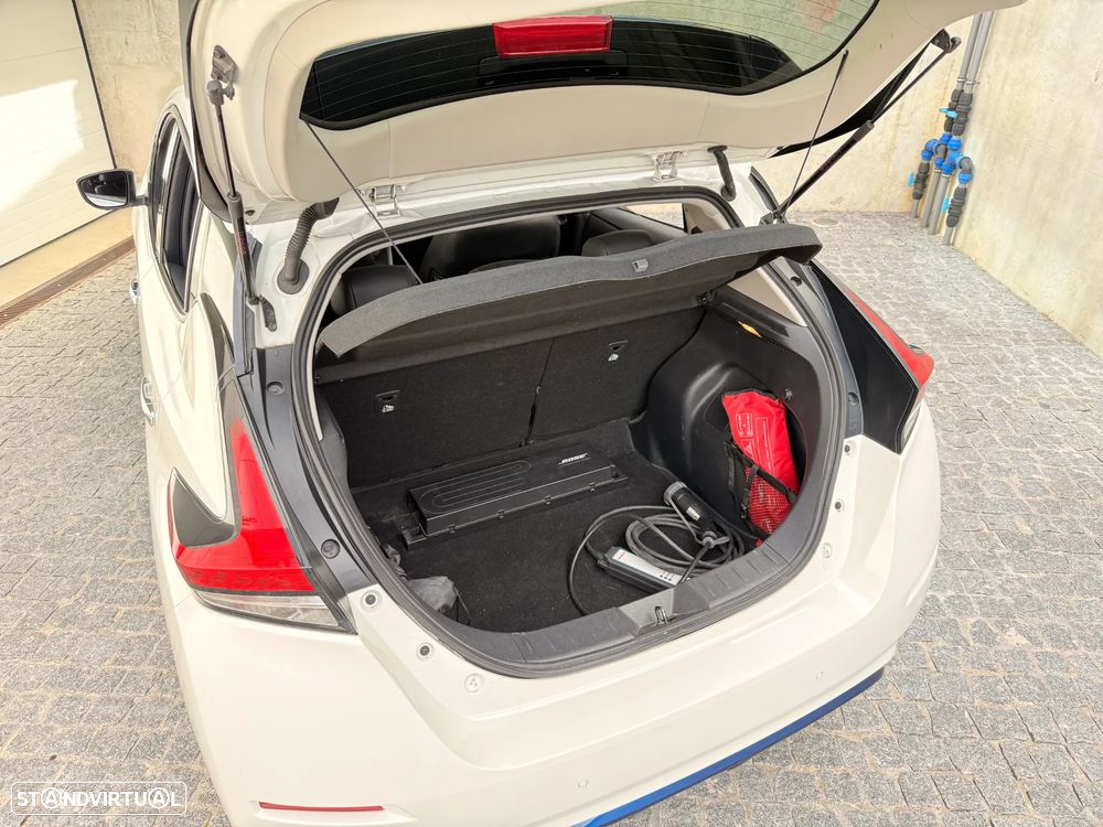 Nissan Leaf N-Connecta - 32
