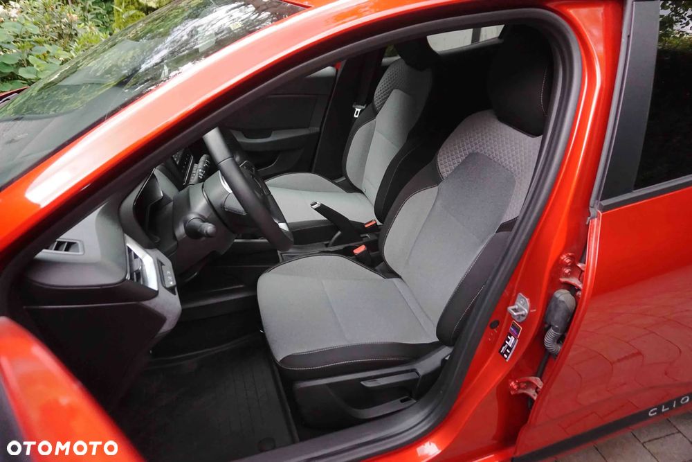 Renault Clio 1.0 TCe Evolution - 18