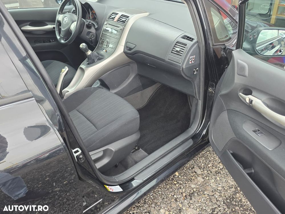 Toyota Auris 1.4 VVT-i Luna - 16
