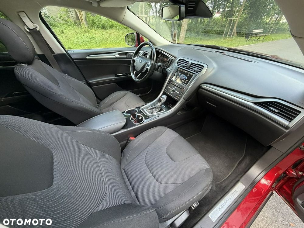 Ford Mondeo - 34