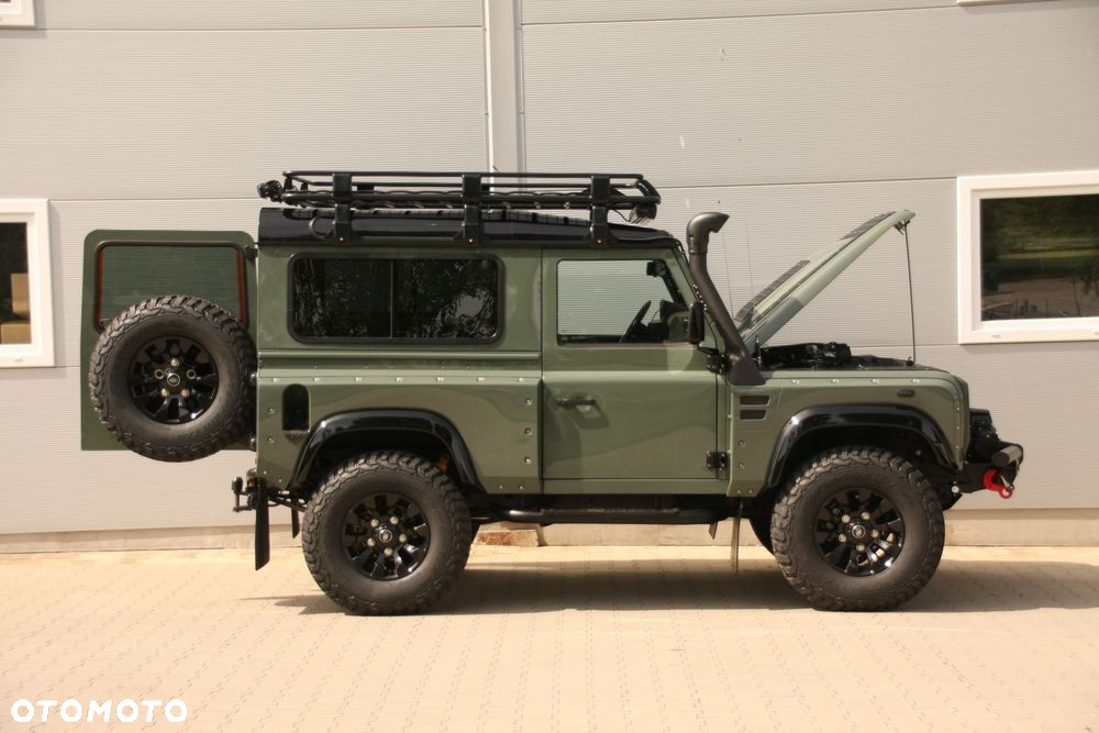 Land Rover Defender 90 2.4 TD4 SE