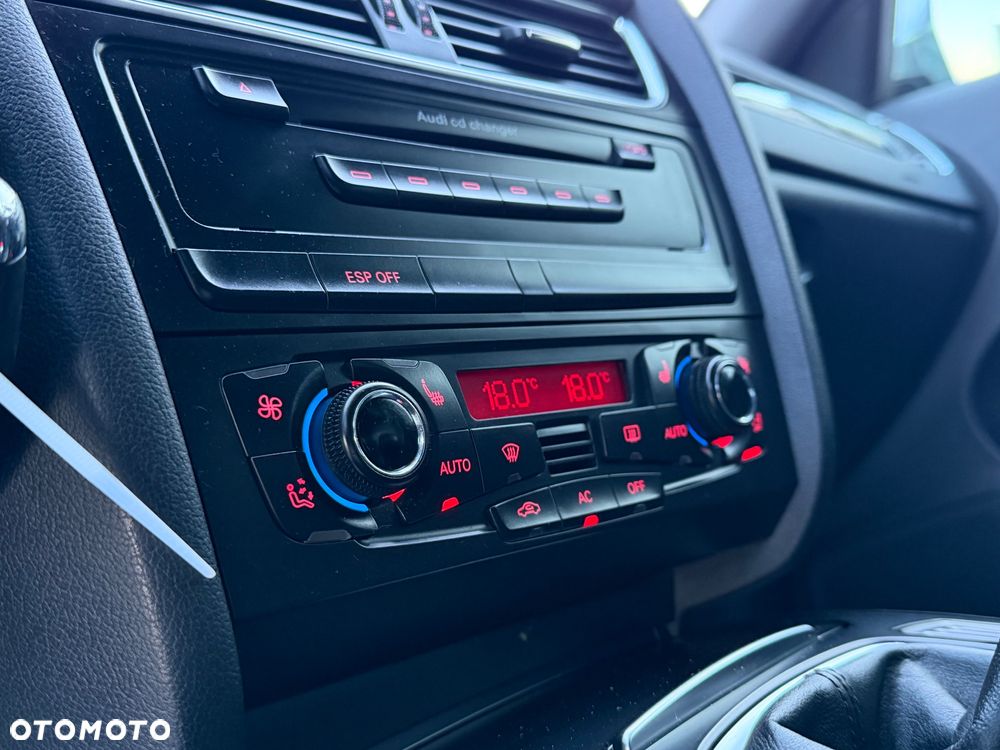 Audi A4 Avant 2.0 TDI DPF S line Sportpaket (plus) - 33