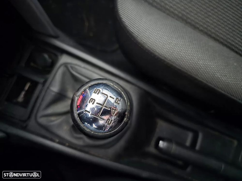 Peugeot 207 1.4 16V Active - 18