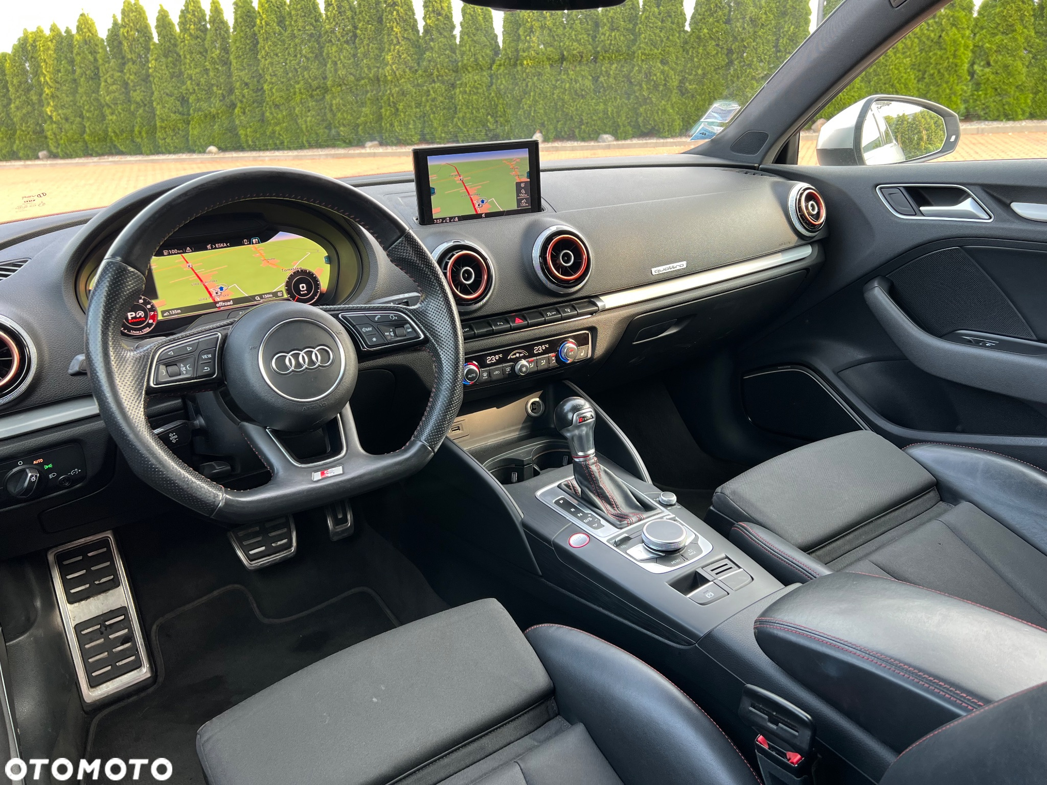 Audi S3 TFSI Sportback quattro S tronic - 11