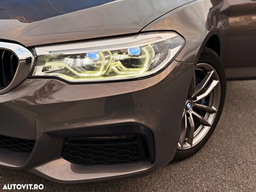 BMW Seria 5 530e xDrive AT PHEV - 31