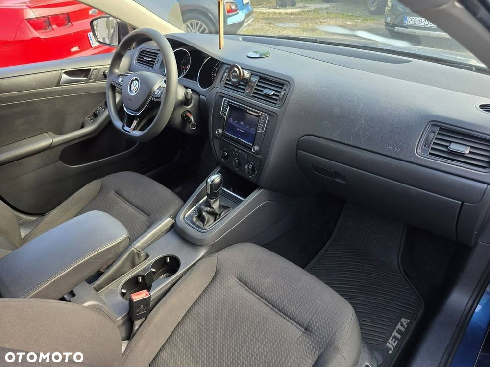 Volkswagen Jetta 1.4 TSI DSG BlueMotion Technology - 26