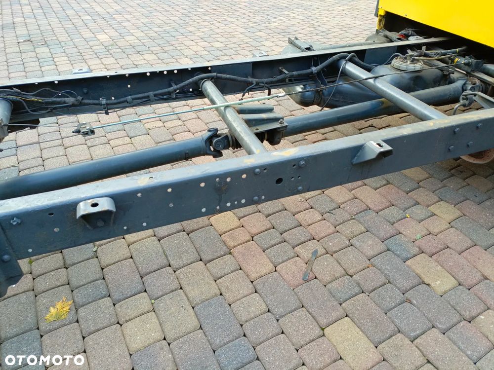 Iveco RAMA 35s DMC 3,5T 2012r rama zarejestrowana w PL przebieg 159tkm hak 3500kg