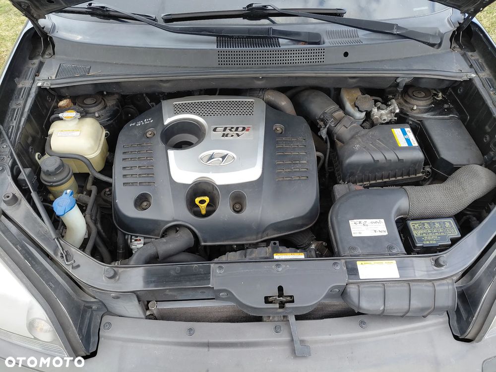 Hyundai Tucson 2.0 CRDi VGT 2WD GLS - 28