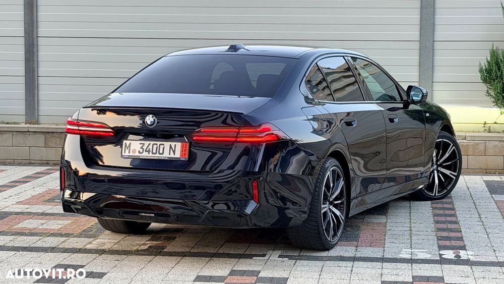 BMW Seria 5 520d xDrive AT MHEV - 26