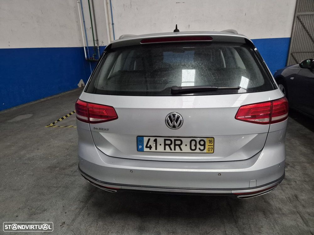 VW Passat Variant 2.0 TDI R-Line DSG 4Motion - 7