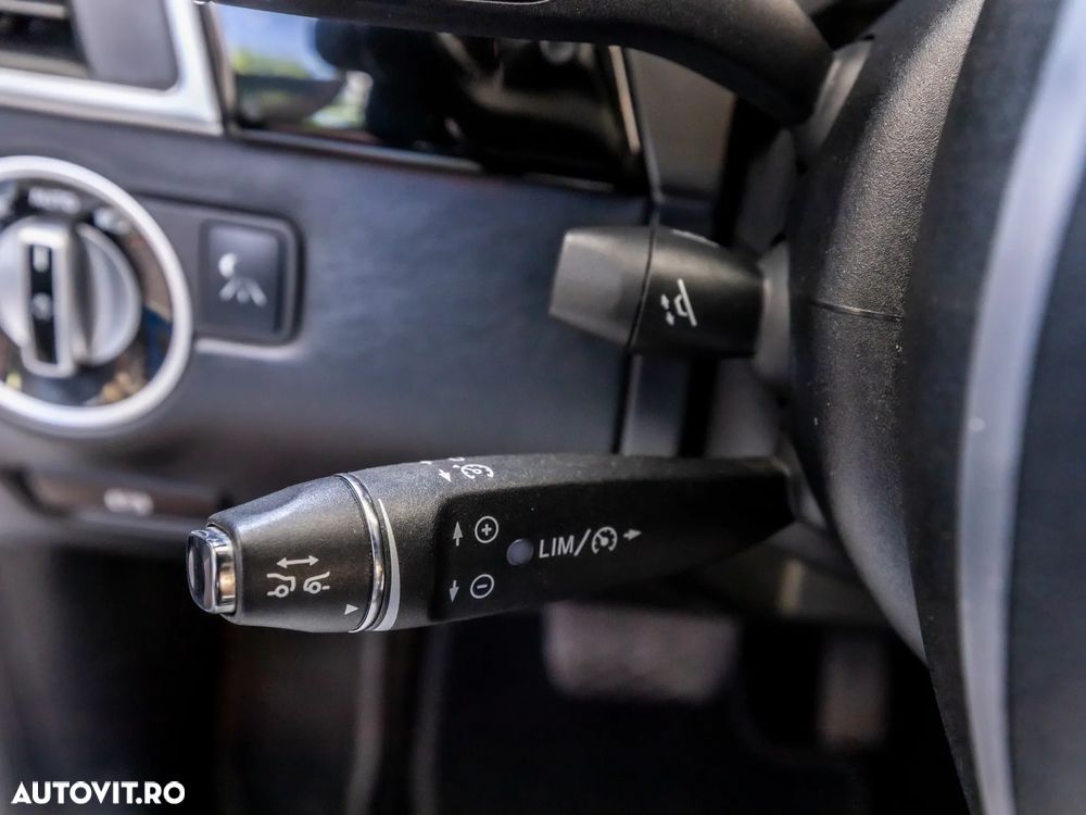 Mercedes-Benz ML - 23
