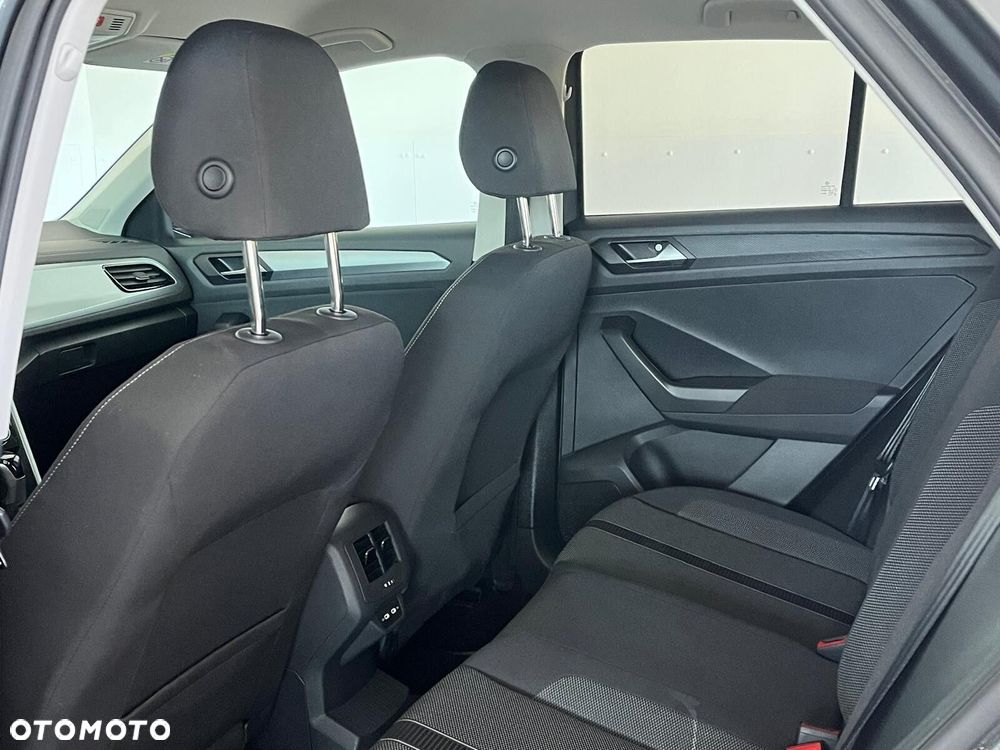 Volkswagen T-Roc 1.5 TSI Life DSG - 28