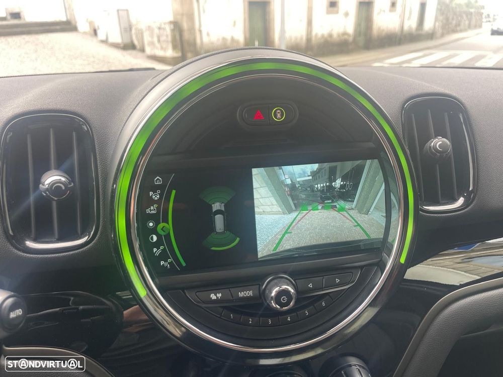 MINI Countryman Cooper SD Auto - 29