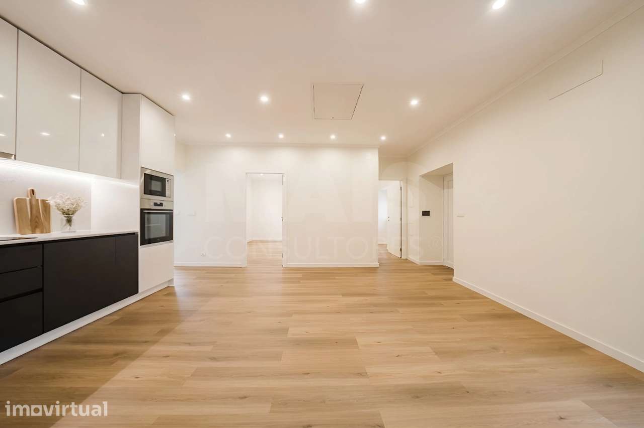 Moradia Geminada T3, Totalmente Remodelada - Grande imagem: 5/42