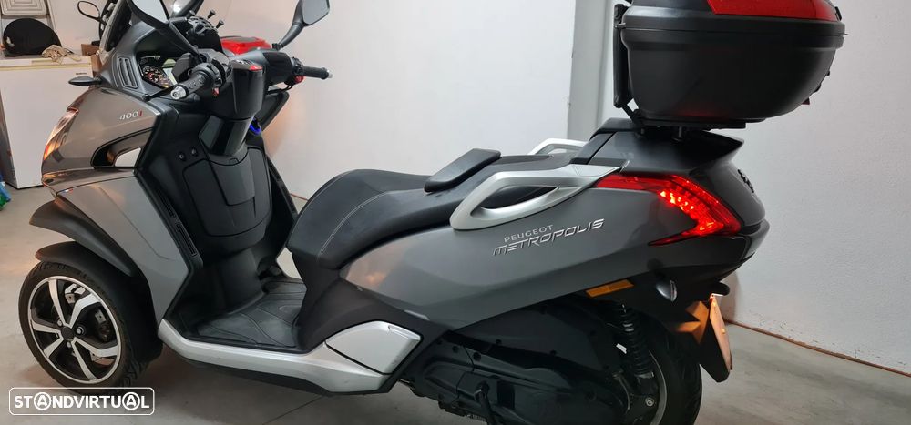 Peugeot Métropolis X1 AA - 1