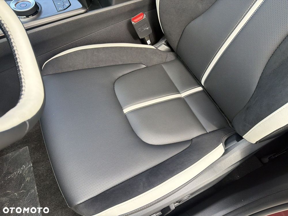 Kia Sportage - 12
