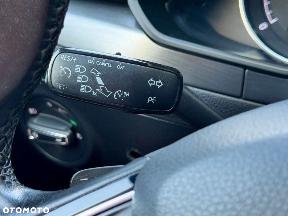 Skoda Superb 2.0 TDI 4x4 DSG Premium Edition - 26