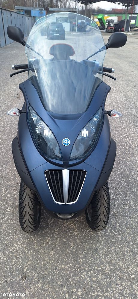 Piaggio MP-3 - 17