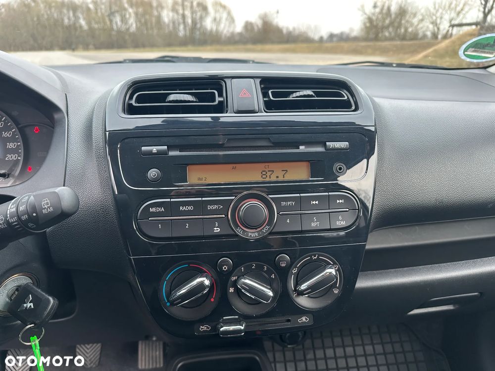 Mitsubishi Space Star - 22