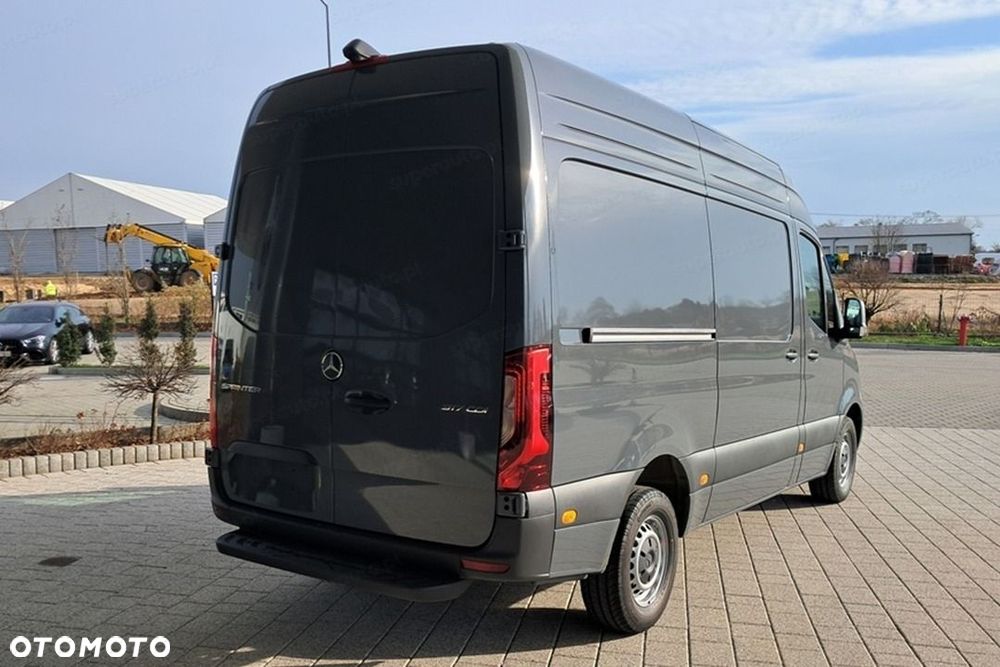 Mercedes-Benz Sprinter 317 CDI Standard PRO AUT 1.9 170KM - 7