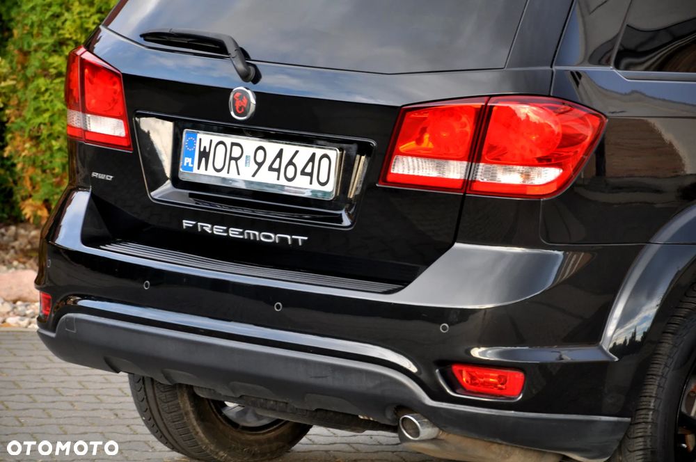 Fiat Freemont 2.0 Multijet 16V DPF Automatik Allrad Black Code - 23