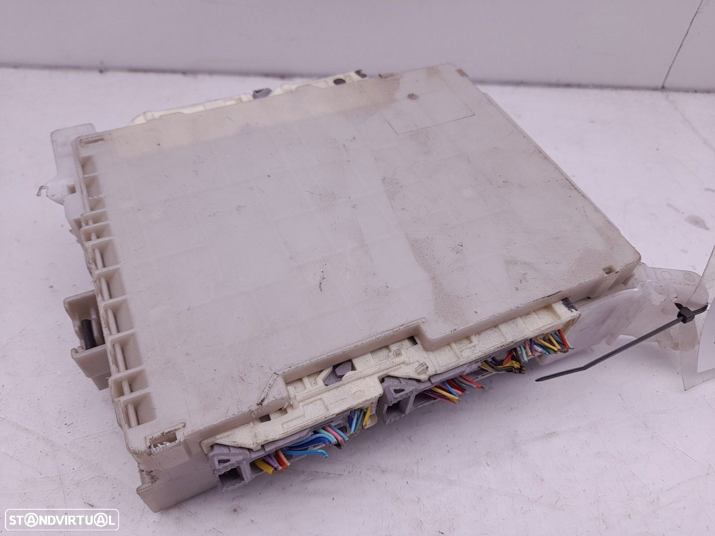 Caixa fusíveis / SAM / BSI TOYOTA Yaris (_P13_) - 2