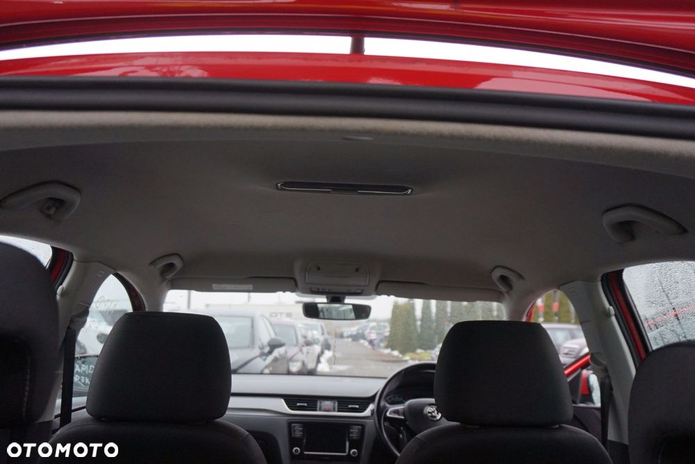 PODSUFITKA RAPID NH3 LIFT LB LIFTBACK  SKODA 2017-2019 - 1