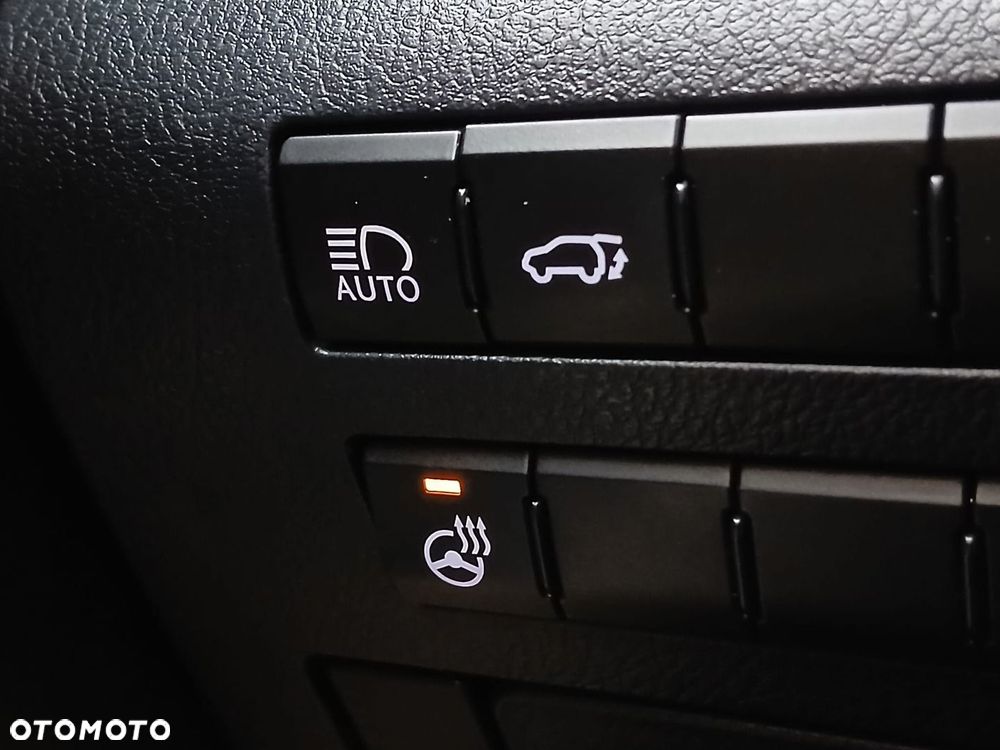 Lexus RX 450h Business Edition - 38