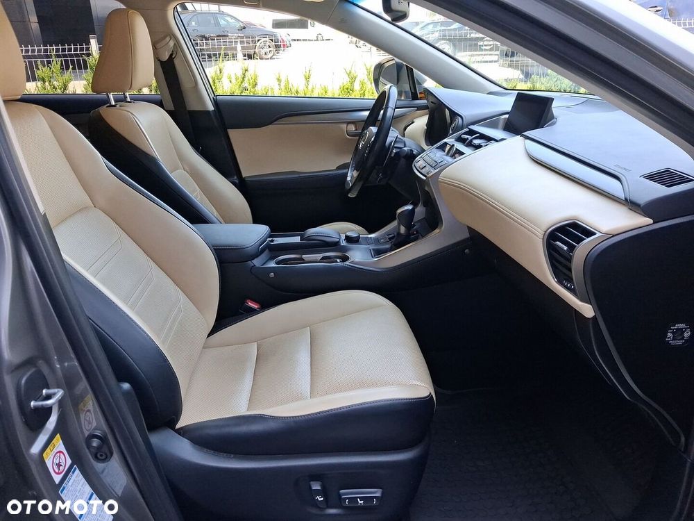 Lexus NX 200t Comfort AWD - 13